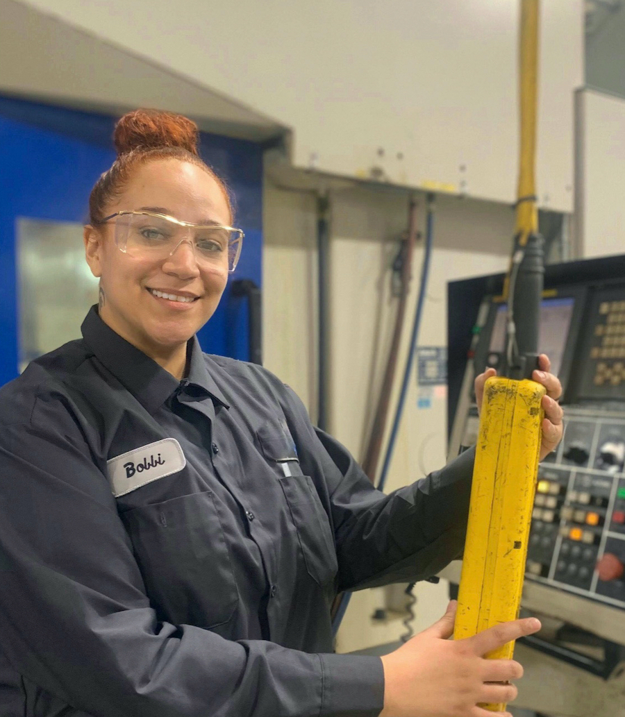 Bobbi Day, General Machinist